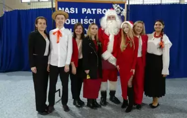 Apel poświęcony patronom szkoły 06.12.2024 r. 5