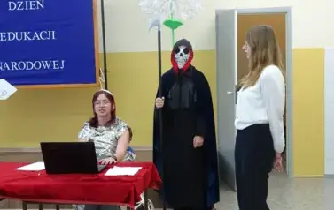 Dzień Edukacji Narodowej - nagrody i występ młodzieży 14.10.2025 r. 39
