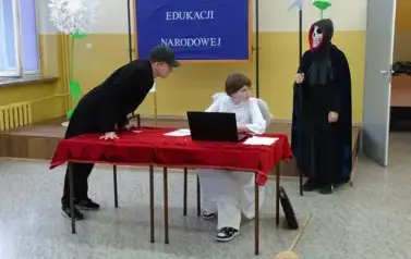 Dzień Edukacji Narodowej - nagrody i występ młodzieży 14.10.2025 r. 46