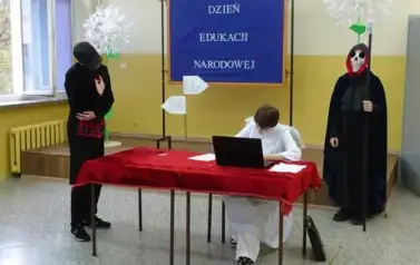 Dzień Edukacji Narodowej - nagrody i występ młodzieży 14.10.2025 r. 48