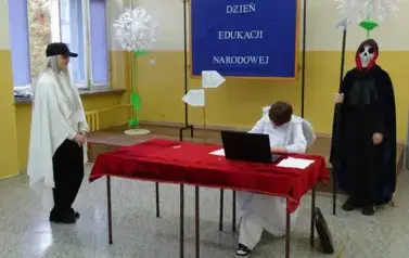 Dzień Edukacji Narodowej - nagrody i występ młodzieży 14.10.2025 r. 52