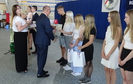 Zakończenie roku szkolnego 2025/2026 26.06.2026 r. 34
